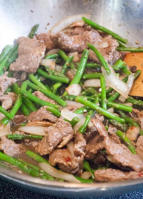 Beef and Asparagus Stir Fry