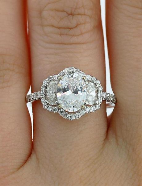 Three-stone-oval-diamond-ring