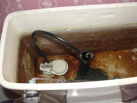 Clamshell Toilet fill valve