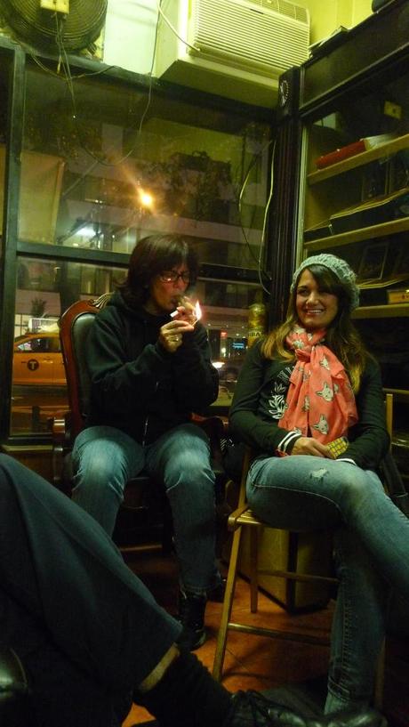 Ro and Chrissie / NYC Fine Cigars, New York, NY / Leica D-Lux 4