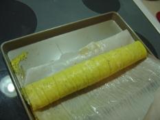 Greek Omelette Roll with Spinach Rolled up