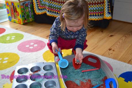 Day 13: Red and blue rice tray