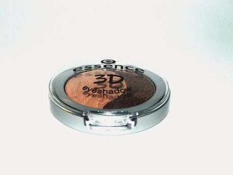 Essence 3D Eye Shadow Irresistible Caramel Cream Swatches