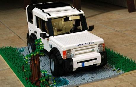 LEGO Land Rover 01