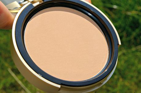 Too Faced Milk chocolate soleil bronzer & Cocoa powder foundation