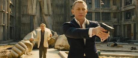 Skyfall – Bond’s Dark Blue Tuxedo in Macau sf6-gun-glock