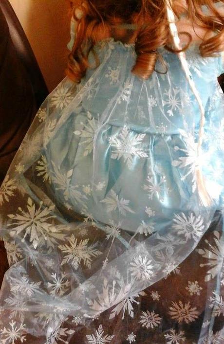 Frozen Dress Review From Otley Run Fancy Dress