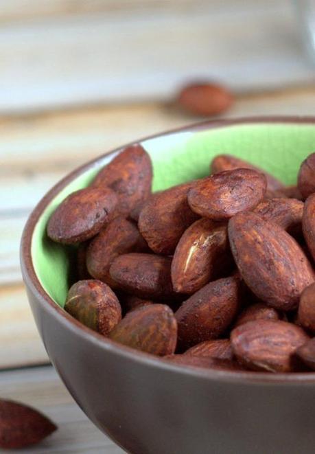 Crispy Tamari Almonds.  The perfect Real Food snack. | thecookspyjamas.com