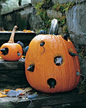 Simple and Easy Ideas on How to Decorate Your Pumpkins