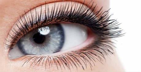 Worst Mascara Mistakes That Most of Us Make