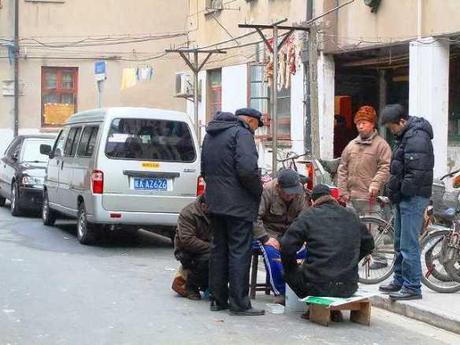 43695298 842843121 上海   時間が止まった下町 / an old town in Shanghai
