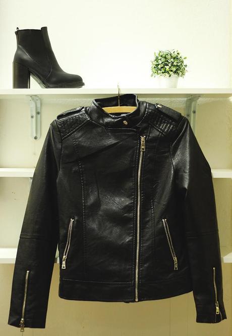 New In | QuizClothing leather jacket & Oasap boots
