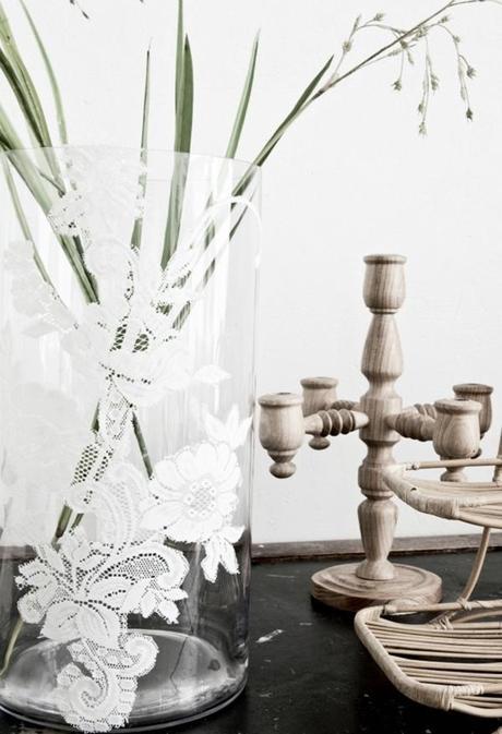 8 Easy ways to turn a glass vase into a stunning wedding centerpiece