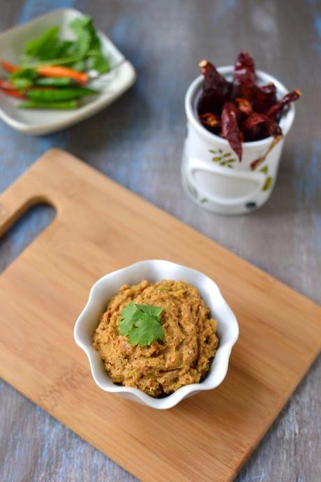 Sorakaya thokku pachadi (Bottlegourd peel Chutney)