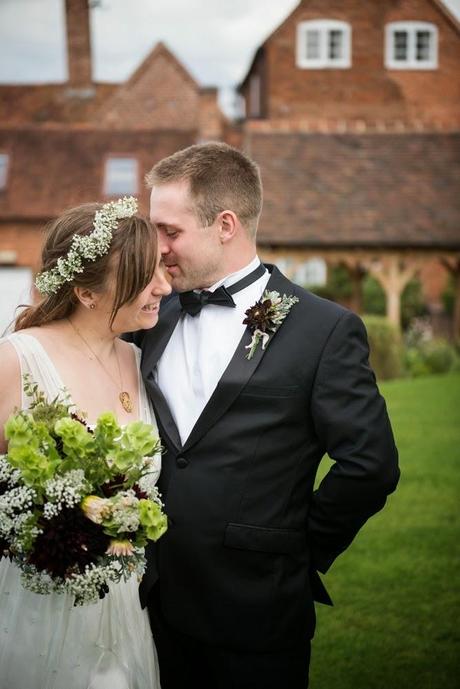 Lovely relaxed wedding shots by Martin Cartwright