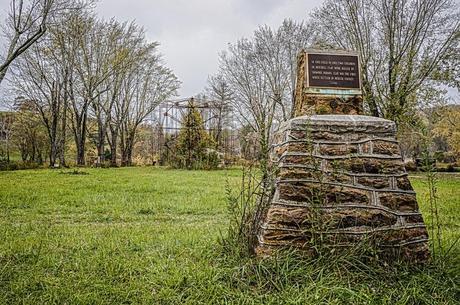 Monument to Clay Family at Lake Shawnee