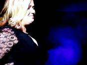 Kelly Clarkson “Shake Off” Taylor Swift