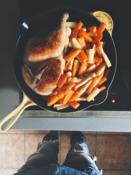 chicken_honey_roasted_carrots_parsnips_csa_box_FeedMeDearly