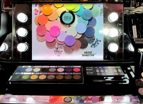 mufe-artist-shadows-sephora-display