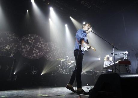 20141022 BBC 143 620x442 A NIGHT FULL OF DANCING AT TERMINAL 5 WITH BOMBAY BICYCLE CLUB [PHOTOS]