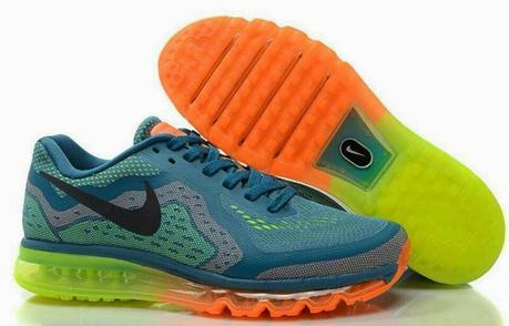 Quikr and Walking on AIR MAX-NIKE Circa 2014 in Technicolour with Blogadda