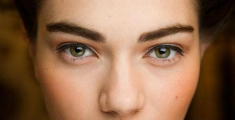 Apple Cider Vinegar Benefits Your Skin