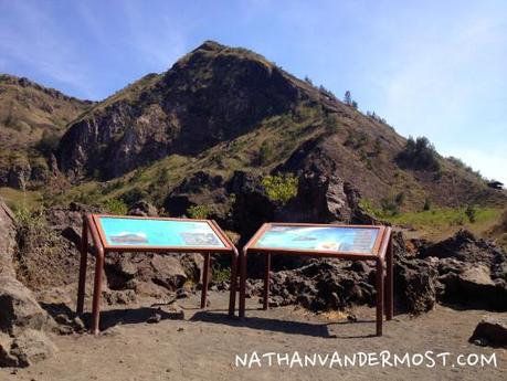 26_climbing_mount_batur