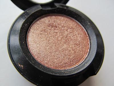 Top 10 MAC Eye Shadows for Indian Girls