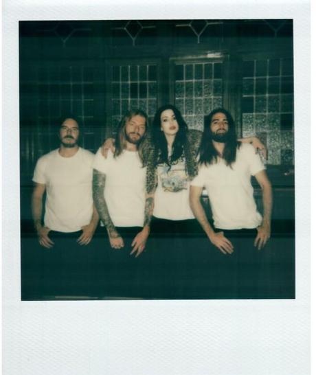 dorothy 620x737 CHECK OUT DOROTHYS BOLD NEW SINGLE [STREAM]