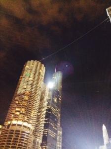 Nik Wallenda starts his tightrope walk across the Chicago River