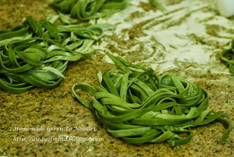 Homemade Green Tea Noodles 绿茶手工面