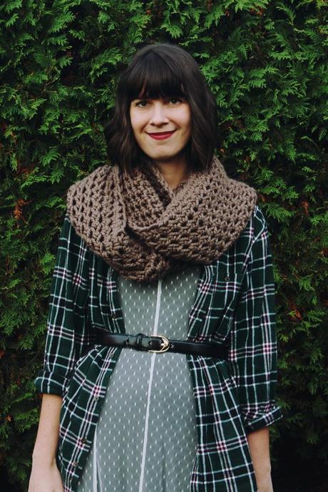 the-afternoon-owl-etsy-knit-infinity-scarf