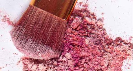 DIY: Fixing Smashed Eyeshadow DIY: Fixing Smashed Eyeshadow