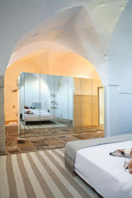 Palomba residence master bedroom