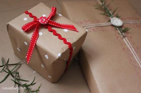 DIY homemade vintage christmas gift wrapping techniques_-22