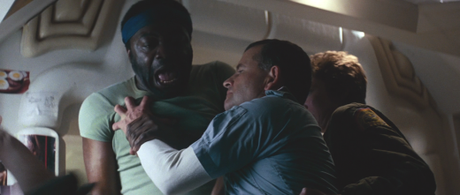 Ash (Ian Holm) attacks Parker (Yaphet Kotto)