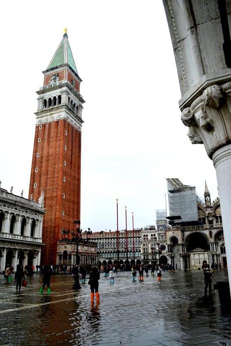 ilovegreeninspiration_venice_outfit_acqua_alta_12