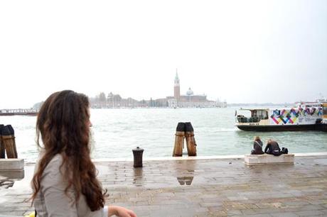 ilovegreeninspiration_venice_outfit_acqua_alta_01