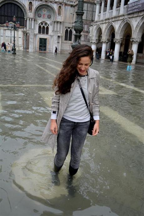 ilovegreeninspiration_venice_outfit_acqua_alta_13