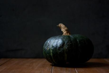Coconut kabocha soup with Japanese 7-spice kabocha_squash_whole_soup_FeedMeDearly