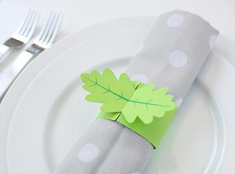 DIY leaf napkin rings
