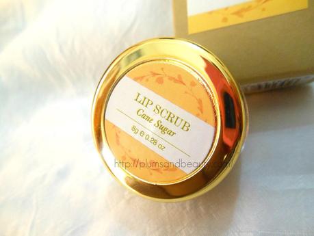 Forest Essentials Cane Sugar Lip Scrub : Review