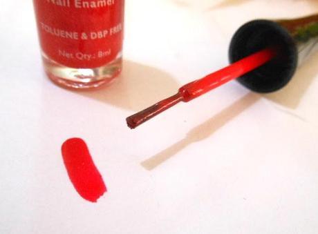 Lotus Herbals Color Dew nail Enamel (954) Pink Lustre : Review, NOTD