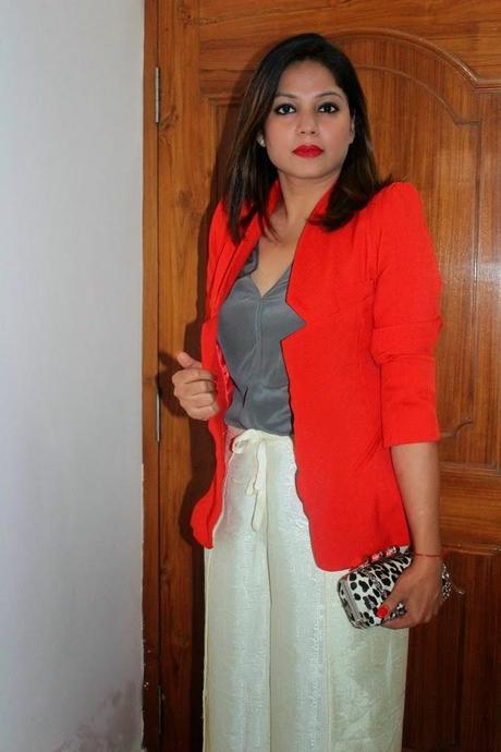 KEEPING IT BRIGHT AND LIGHT