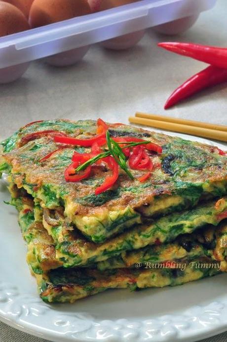 Thai Acacia Omelette ไข่เจียวชะอม Khai Jeow Cha Om