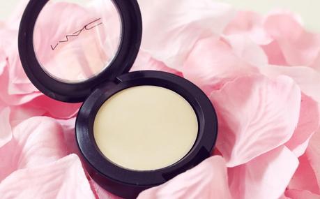 Beauty | MAC 'Pearl' Cream Colour Base