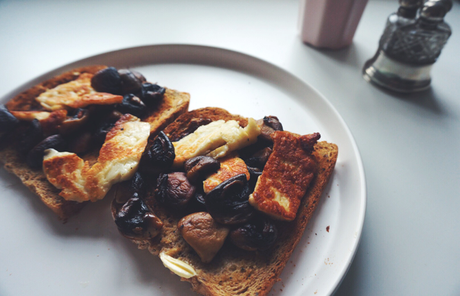 starting the day off with halloumi