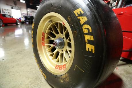 Eagle racing tire