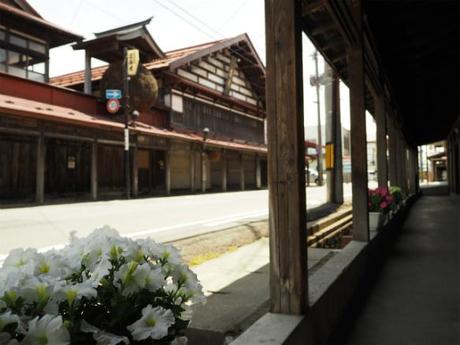 P6210052 黒石の日本の道百選，こみせ通り / Kuroishi, traditional arcade streets