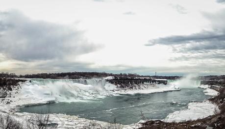 Niagara Falls on Foot